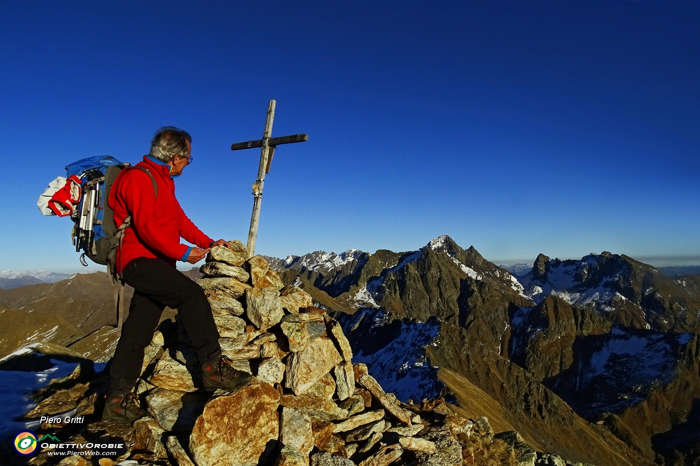 81 Cima di Venina (2624 m) verso i Diavoli.JPG -                                